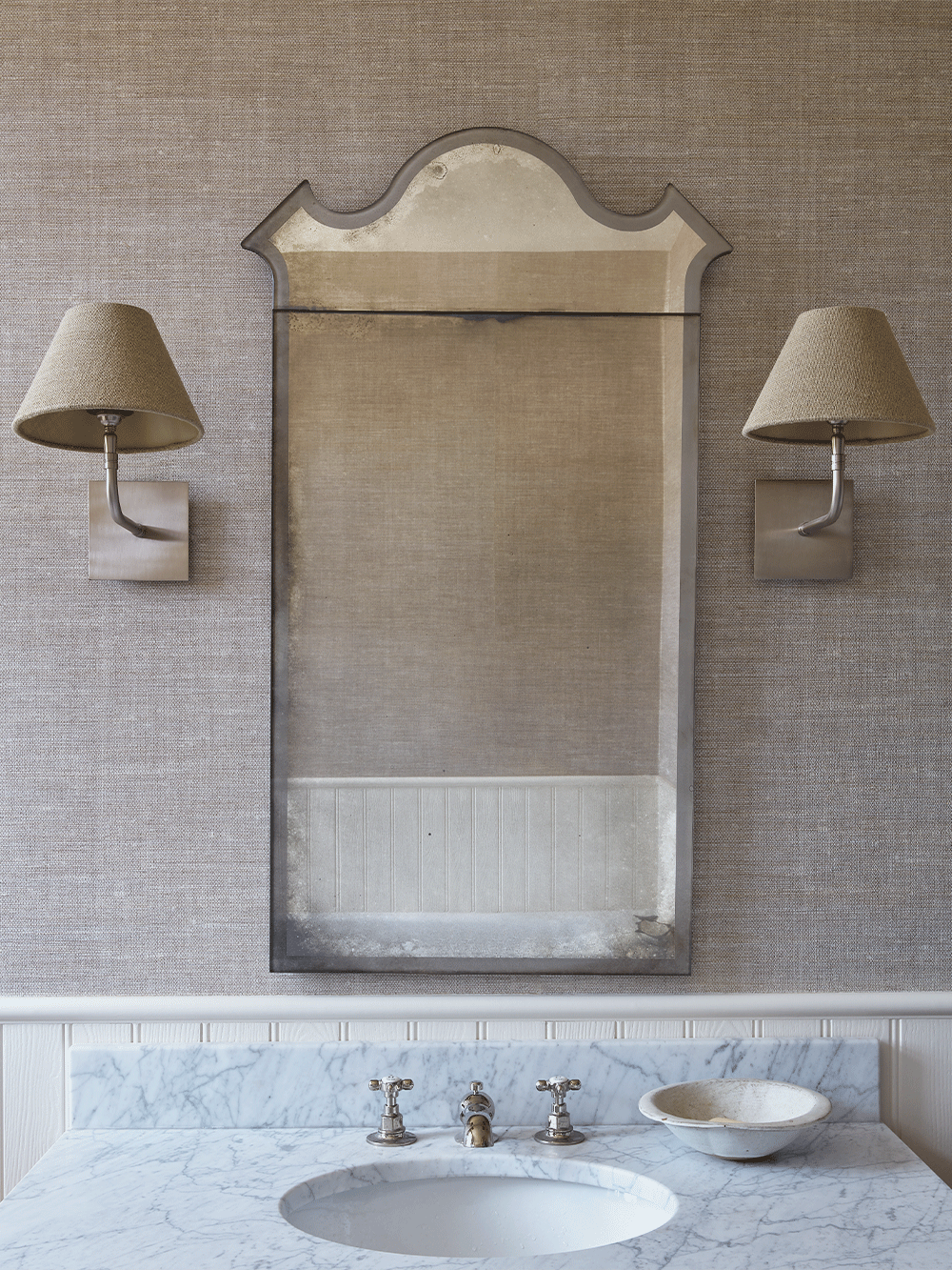 The Anne Mirror