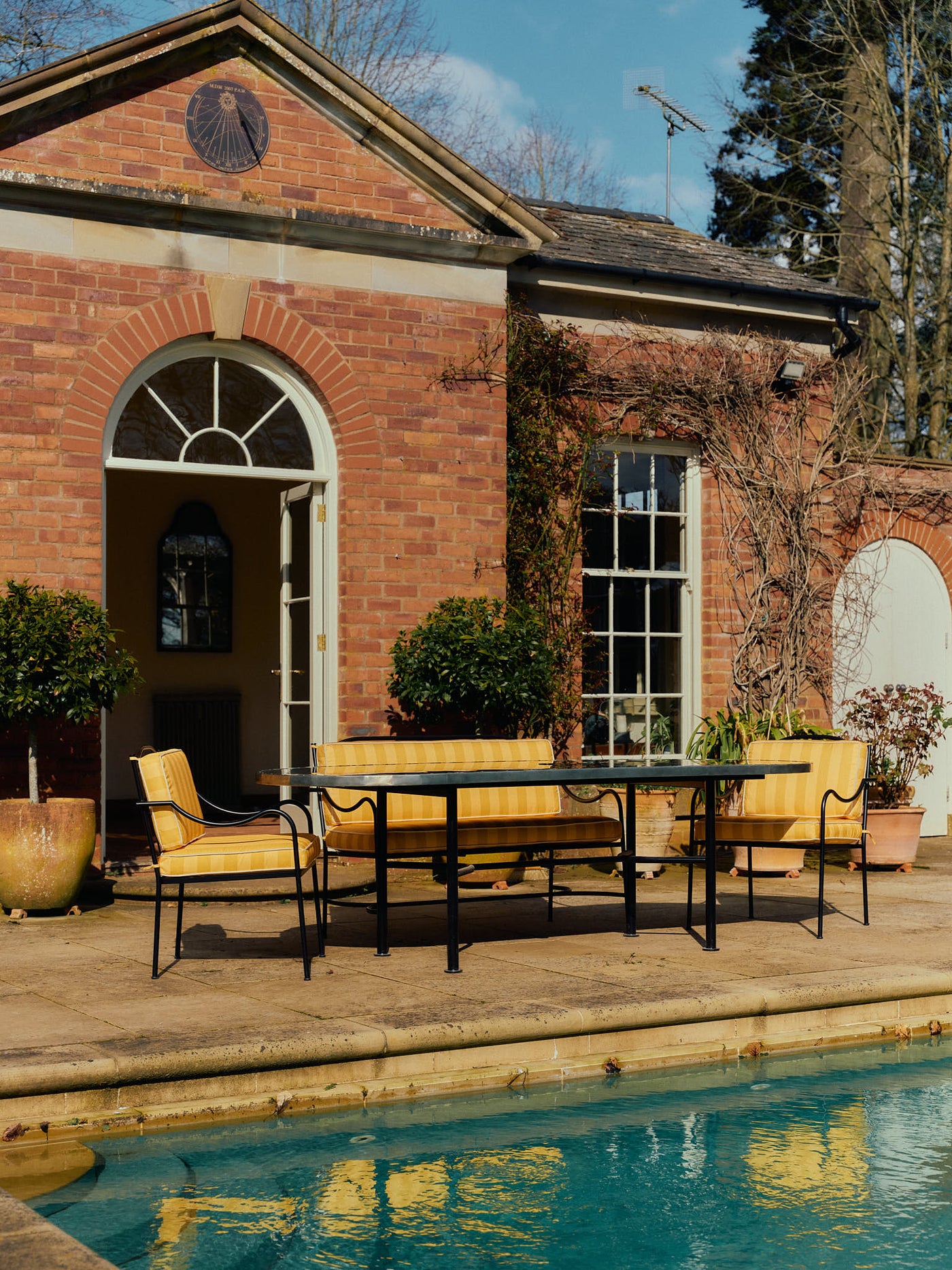 The Clement Garden Bench
