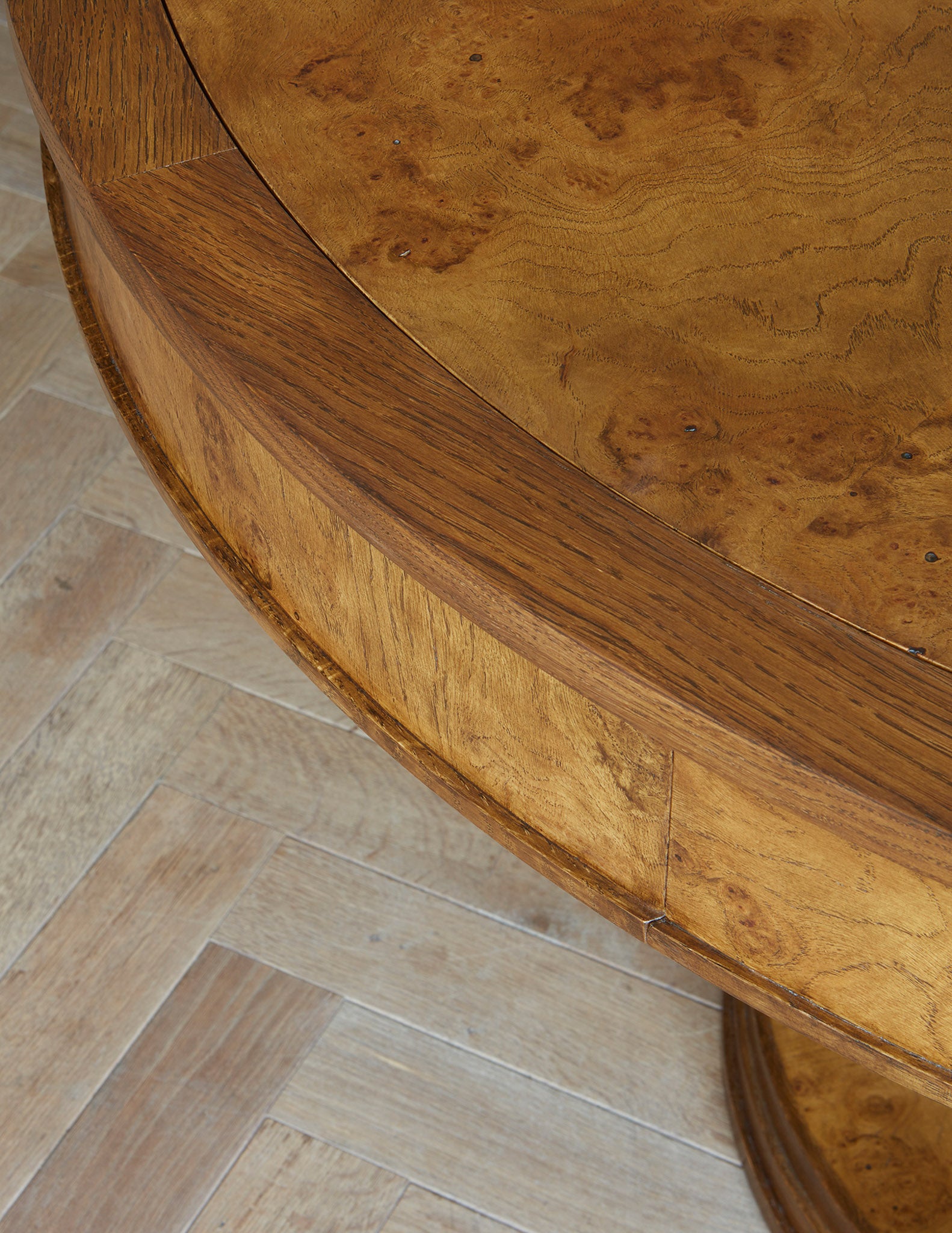 Close-up of a burr oak table. 
