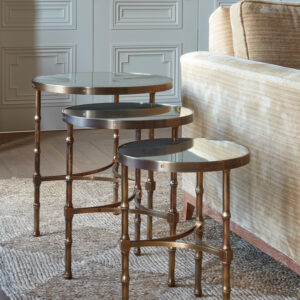 The Vero side table